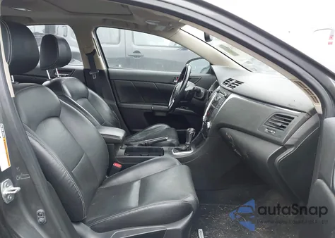 2012 Suzuki Kizashi Sport Sls z USA, uszkodzony, nr VIN JS2RF9A85C6101024